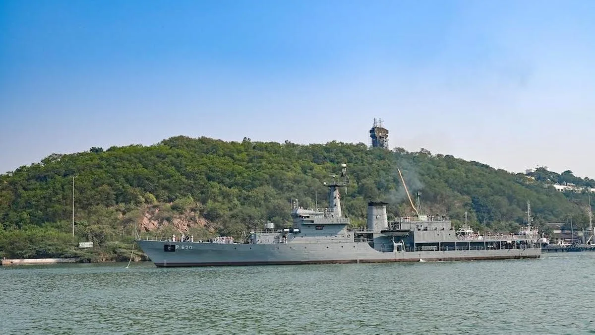 India, Sri Lanka joint naval exercise SLINEX 2024 from December 17 - The  Hindu